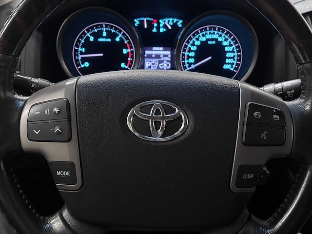 Toyota - land cruiser v8 - 4.5 d-4d v8 exec. 7p. - car - 2012 - afbeelding 9 van  38