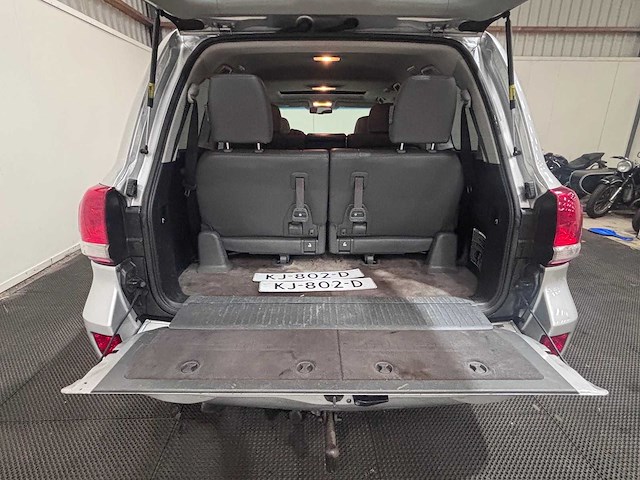 Toyota - land cruiser v8 - 4.5 d-4d v8 exec. 7p. - car - 2012 - afbeelding 24 van  38
