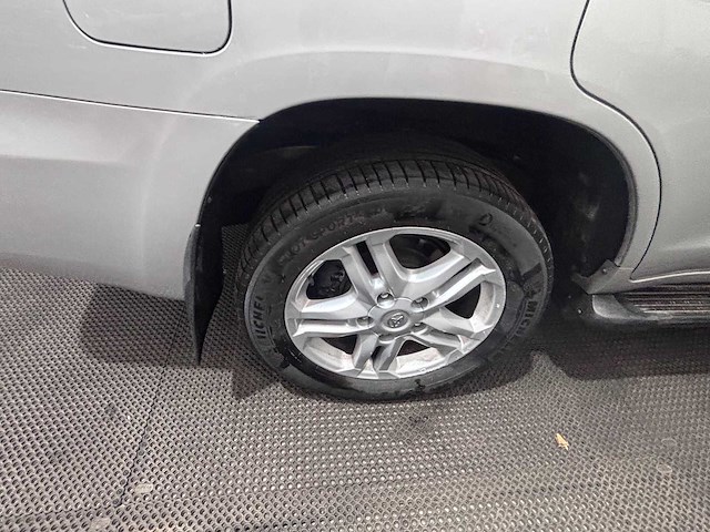 Toyota - land cruiser v8 - 4.5 d-4d v8 exec. 7p. - car - 2012 - afbeelding 28 van  38