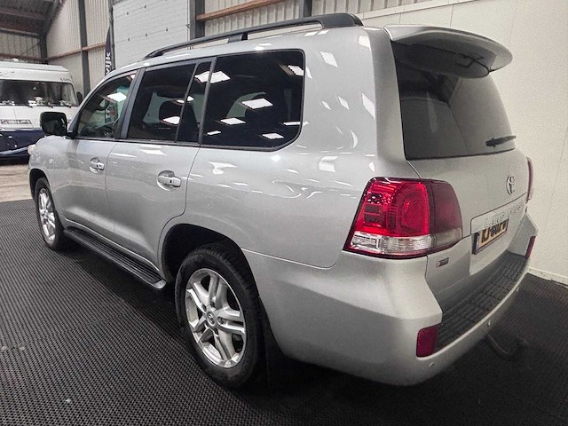 Toyota - land cruiser v8 - 4.5 d-4d v8 exec. 7p. - car - 2012 - afbeelding 23 van  38