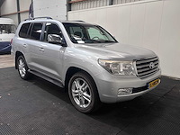 Toyota - land cruiser v8 - 4.5 d-4d v8 exec. 7p. - car - 2012 - afbeelding 35 van  38