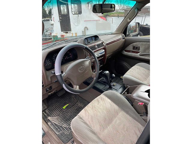 Toyota - landcruiser - 2001 - 90 serie - personenauto - afbeelding 4 van  5