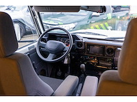 Toyota - landcruiser - camperkenteken 59-lkl-5 - afbeelding 3 van  14