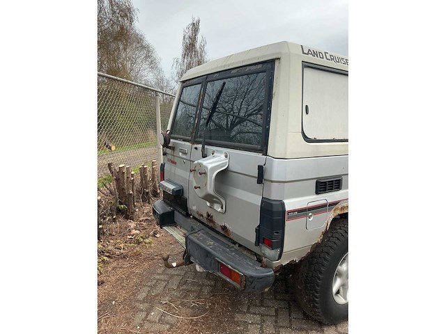 Toyota - landcruiser h.duty - bv-44-sv - afbeelding 1 van  3