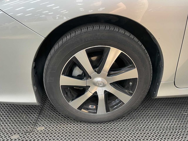 Toyota - mirai - waterstof - fuel-cell - personenauto - 2018 - afbeelding 11 van  18