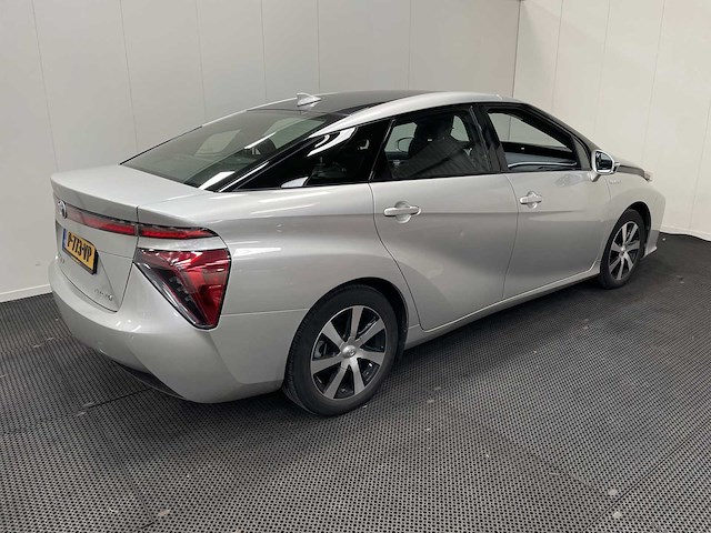 Toyota - mirai - waterstof - fuel-cell - personenauto - 2018 - afbeelding 18 van  18