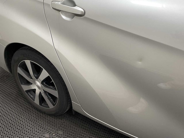 Toyota - mirai - waterstof - fuel-cell - personenauto - 2018 - afbeelding 1 van  13