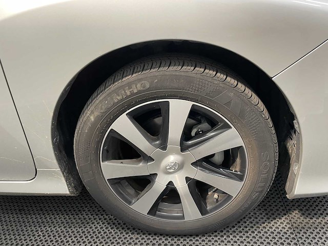 Toyota - mirai - waterstof - fuel-cell - personenauto - 2018 - afbeelding 9 van  13