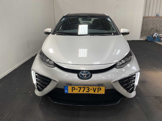 Toyota - mirai - waterstof - fuel-cell - personenauto - 2018 - afbeelding 1 van  3