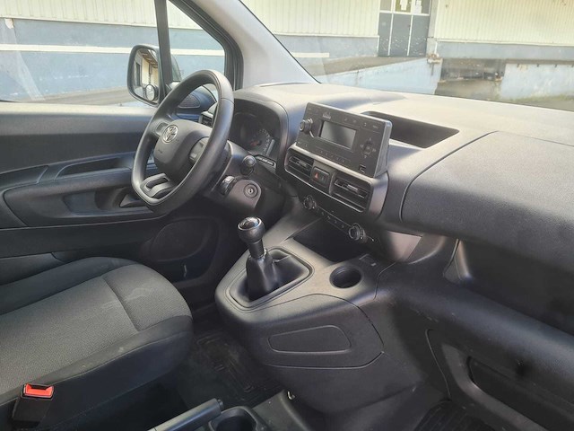 Toyota - proace city - 1.5 d-4d cool comf. - vkj-87-n - afbeelding 6 van  14