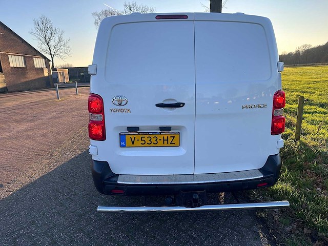 Toyota - proace worker - 1.6 d-4d cool comf.l - v-533-hz - afbeelding 11 van  16