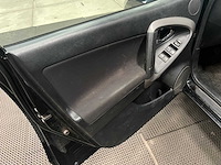 Toyota - rav4 - 2.2 d4d x-style nav - 4x4 - personenauto - 2009 - afbeelding 5 van  31