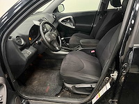 Toyota - rav4 - 2.2 d4d x-style nav - 4x4 - personenauto - 2009 - afbeelding 6 van  31