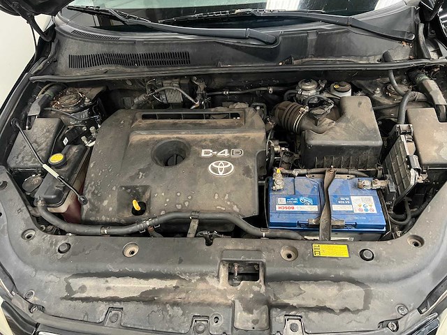 Toyota - rav4 - 2.2 d4d x-style nav - 4x4 - personenauto - 2009 - afbeelding 13 van  31