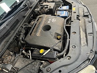 Toyota - rav4 - 2.2 d4d x-style nav - 4x4 - personenauto - 2009 - afbeelding 15 van  31