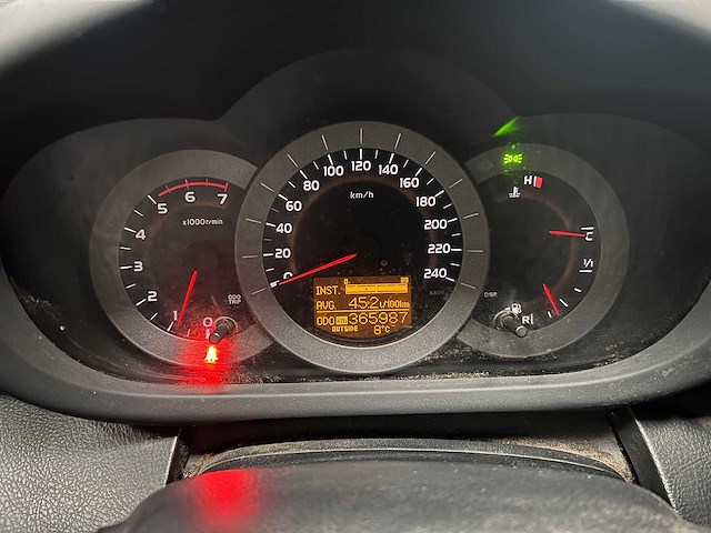 Toyota - rav4 - 2.2 d4d x-style nav - 4x4 - personenauto - 2009 - afbeelding 17 van  31