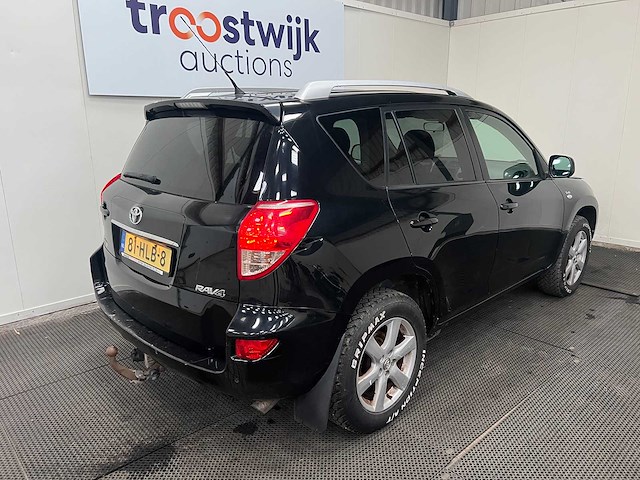 Toyota - rav4 - 2.2 d4d x-style nav - 4x4 - personenauto - 2009 - afbeelding 19 van  31