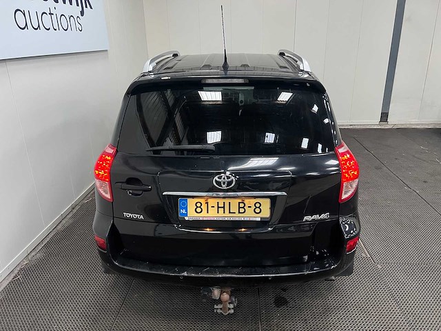 Toyota - rav4 - 2.2 d4d x-style nav - 4x4 - personenauto - 2009 - afbeelding 2 van  6