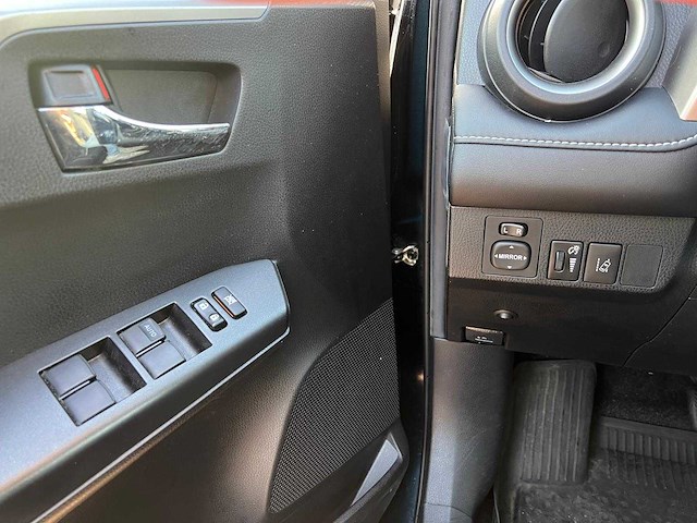 Toyota - rav4 - 2.5 hybrid awd dyn. - 2017 - xh-574-h - afbeelding 10 van  24