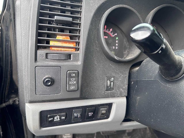 Toyota - tundra - 5.7 v8 double cab 4x4 lpg automaat- 2-vrj-75 - afbeelding 4 van  13