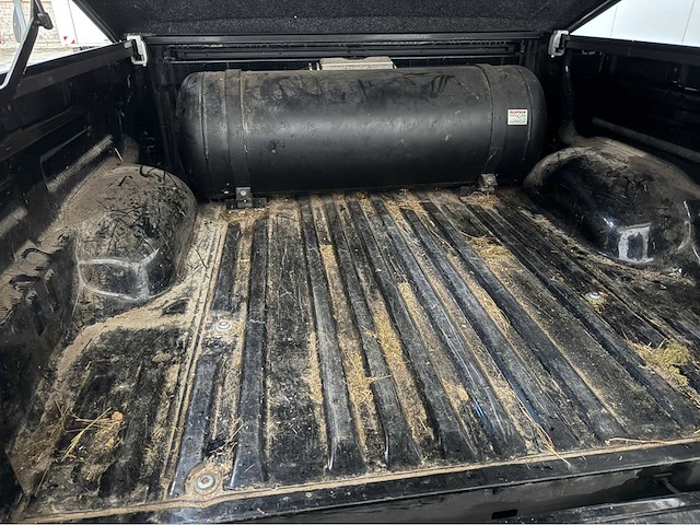 Toyota - tundra - sr5 - 4x4 - 5.7l v8 - bedrijfswagen - 2021 - afbeelding 36 van  40