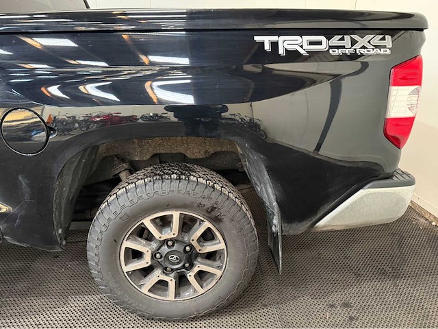 Toyota - tundra - sr5 - 4x4 - 5.7l v8 - bedrijfswagen - 2021 - afbeelding 19 van  40