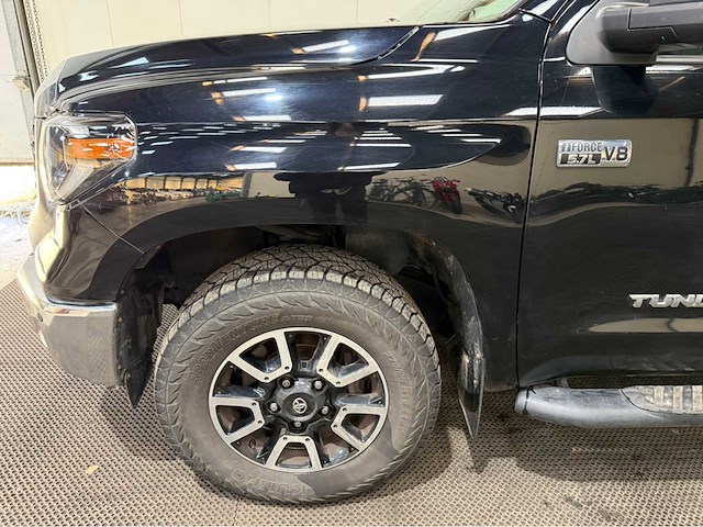 Toyota - tundra - sr5 - 4x4 - 5.7l v8 - bedrijfswagen - 2021 - afbeelding 20 van  40