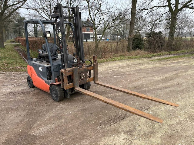 Toyota - vorkheftruck - afbeelding 3 van  10