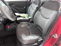 Toyota - yaris - 1.0-16v vvt-i terra - 45-df-vr - 1999 - afbeelding 4 van  17