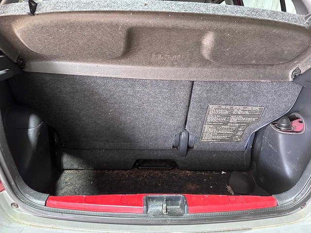 Toyota - yaris - 1.0-16v vvt-i terra - 45-df-vr - 1999 - afbeelding 6 van  17