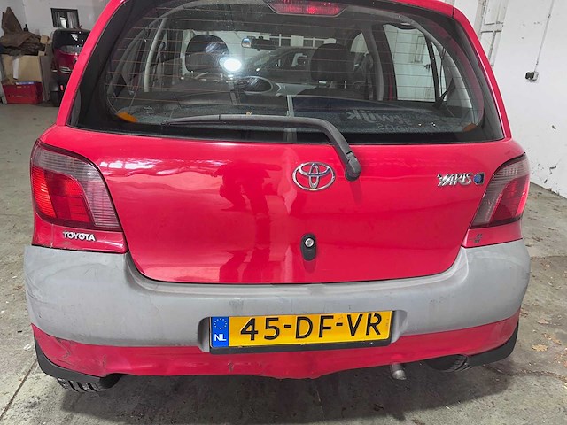 Toyota - yaris - 1.0-16v vvt-i terra - 45-df-vr - 1999 - afbeelding 11 van  17