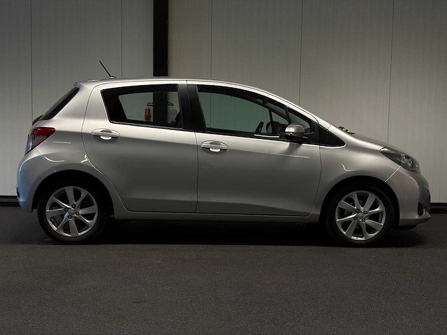 Toyota - yaris - 1.3 vvt-i aspiration 2012 jr-208-v iaw - afbeelding 6 van  20