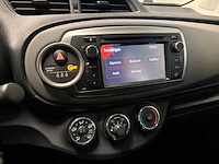 Toyota - yaris - 1.3 vvt-i aspiration 2012 jr-208-v iaw - afbeelding 11 van  20