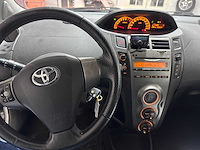 Toyota - yaris - 1.3 vvti aspiration - 06-ksb-4 - afbeelding 14 van  18