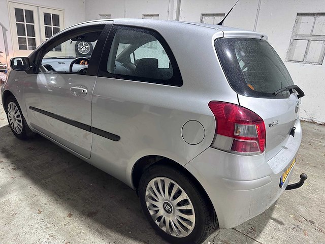 Toyota - yaris - 1.3 vvti aspiration - 06-ksb-4 - afbeelding 8 van  18