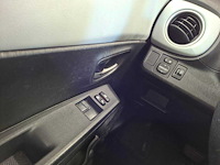 Toyota - yaris - 1.5 full hybrid asp. - car - 2014 - afbeelding 7 van  18