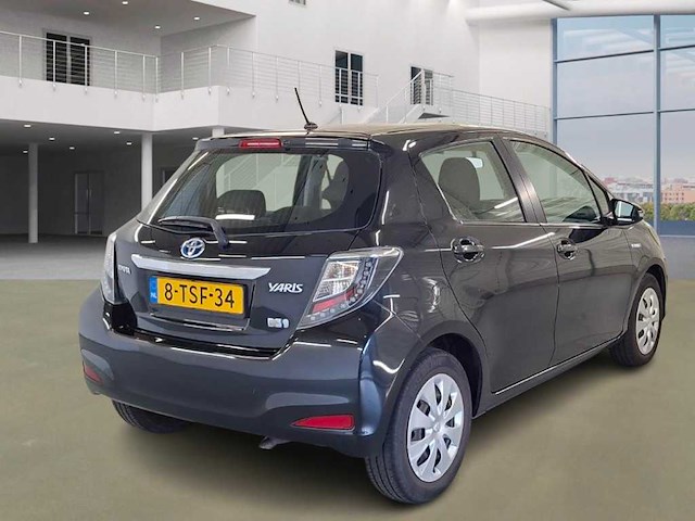 Toyota - yaris - 1.5 full hybrid asp. - car - 2014 - afbeelding 12 van  18