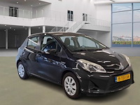 Toyota - yaris - 1.5 full hybrid asp. - car - 2014 - afbeelding 13 van  18