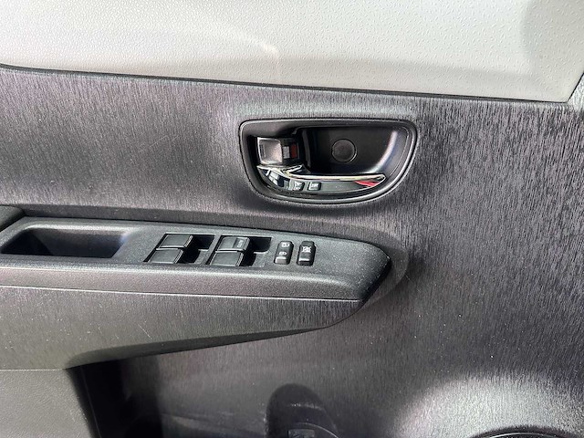 Toyota - yaris - 1.5 full hybrid dynamic - 26-xks-4 - afbeelding 4 van  23