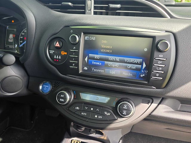 Toyota - yaris - 1.5 hyb. active - automaat - panodak - metallic lak - 2019 - g-536-dp - personenauto - afbeelding 5 van  16