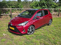 Toyota - yaris - 1.5 hyb. active - automaat - panodak - metallic lak - 2019 - g-536-dp - personenauto - afbeelding 1 van  16