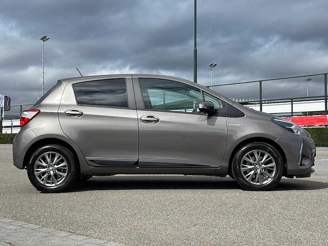 Toyota - yaris - 1.5 hyb. design sp. - car - 2018|k-872-xn|iaw - afbeelding 8 van  21