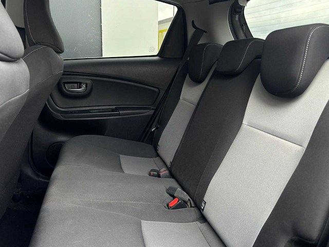 Toyota - yaris - 1.5 hyb. design sp. - car - 2018|k-872-xn|iaw - afbeelding 3 van  21