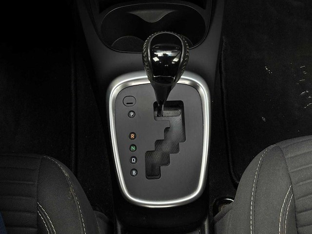 Toyota - yaris - 1.5 hyb. design sp. - car - 2018|k-872-xn|iaw - afbeelding 6 van  21