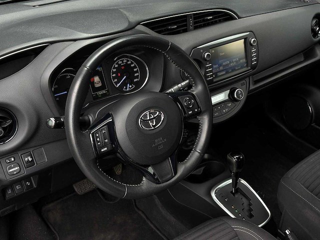 Toyota - yaris - 1.5 hyb. design sp. - car - 2018|k-872-xn|iaw - afbeelding 9 van  21