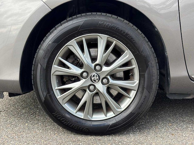 Toyota - yaris - 1.5 hyb. design sp. - car - 2018|k-872-xn|iaw - afbeelding 16 van  21
