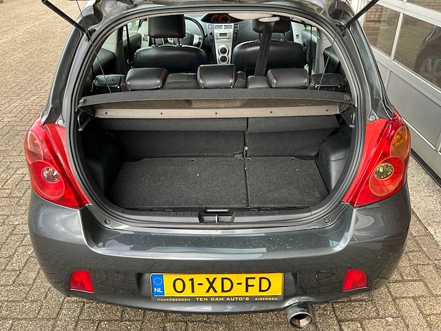Toyota - yaris - 1.8 vvti ts - personenauto - 2007 - afbeelding 10 van  27