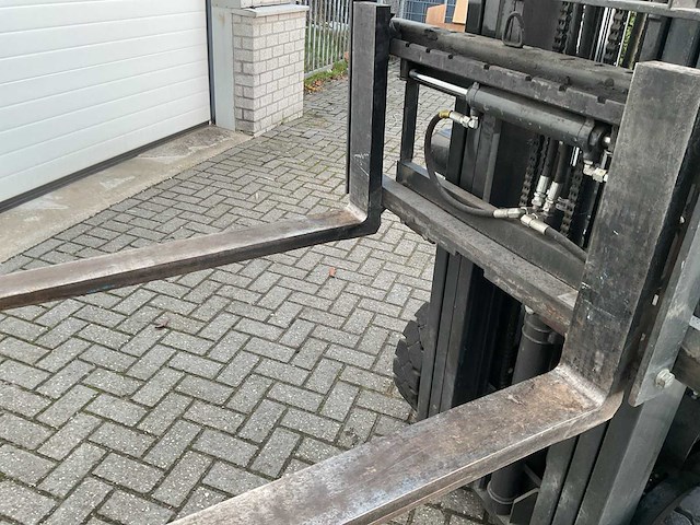 Toyota 18 vorkheftruck - afbeelding 12 van  15