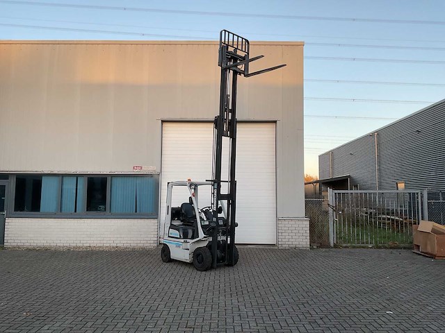 Toyota 18 vorkheftruck - afbeelding 2 van  15