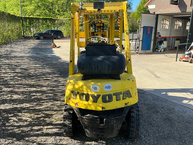Toyota 2dg20 vorkheftruck - afbeelding 4 van  16